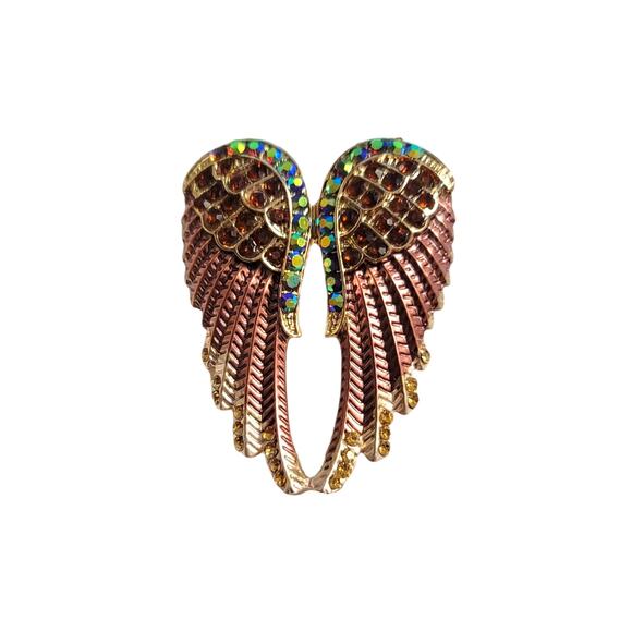 Gold-Tone Guardian Angel Wings Brooch Pin - Picture 1 of 3